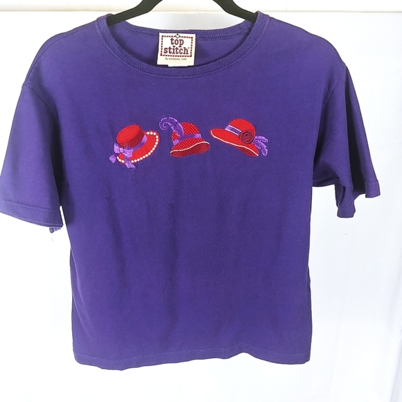 Top Stitch Purple Red Hat Tee Embroidered SZ M - Picture 1 of 6